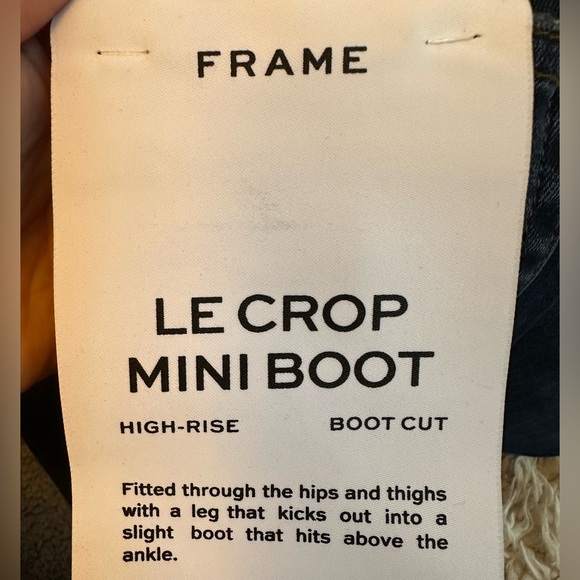 FRAME Le Crop Mini Boot in Majestty - Picture 7 of 8